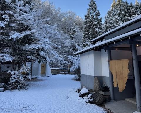 土湯温泉女沼エリア　プライベートサウナ 3時間【アースバッグサウナ】  3